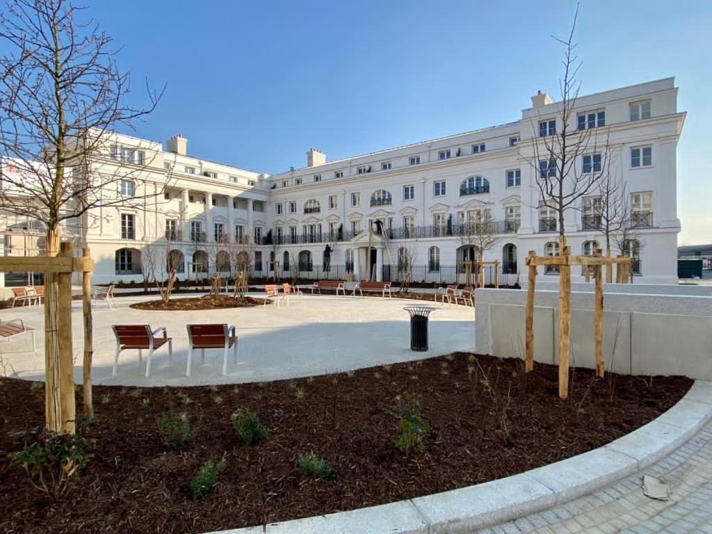 Le Regence, Terrasse, Serris Disney Εξωτερικό φωτογραφία