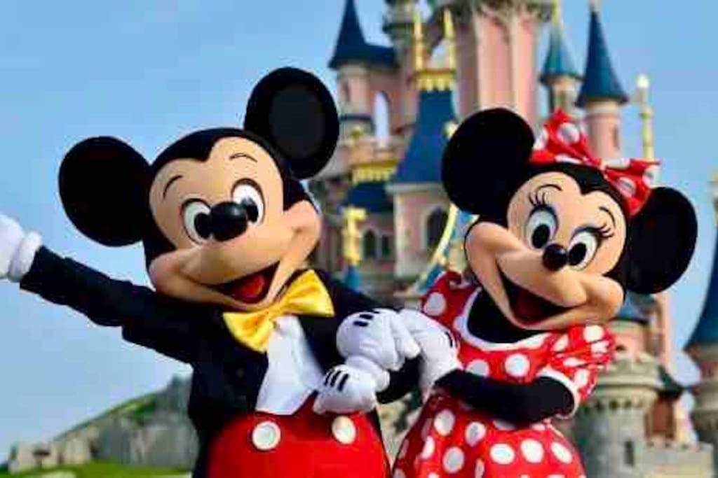 Le Regence, Terrasse, Serris Disney Εξωτερικό φωτογραφία